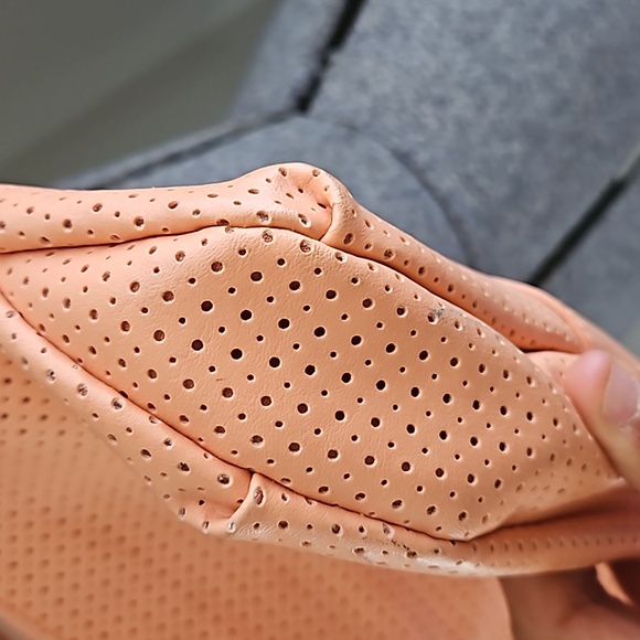 A.n.a peach faux leather shoulder bag - Picture 3 of 9